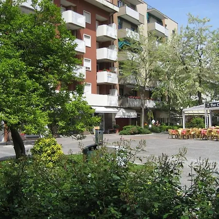 Villa Grado Апартаменти *